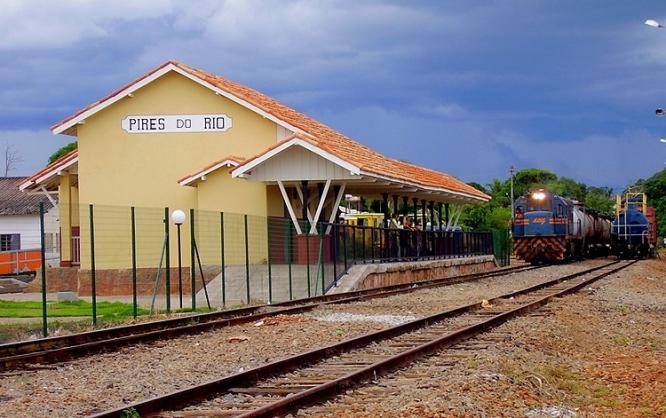  Governo de Goiás fará estudo de viabilidade do trem turístico na região Estrada de Ferro 